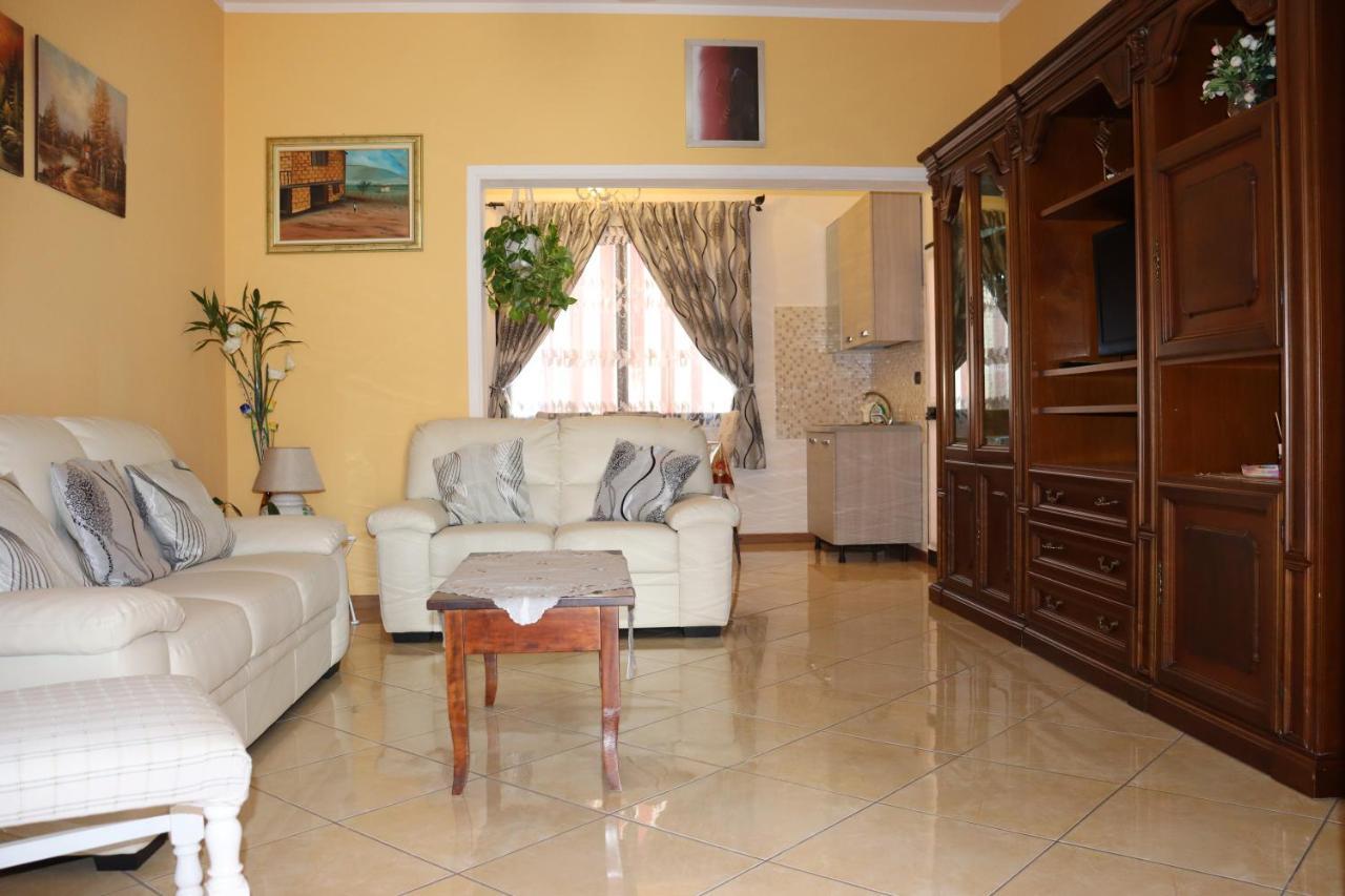 Casa Andreea Vicino Al Centro Di Olbia Iun R5904 Apartamento Exterior foto