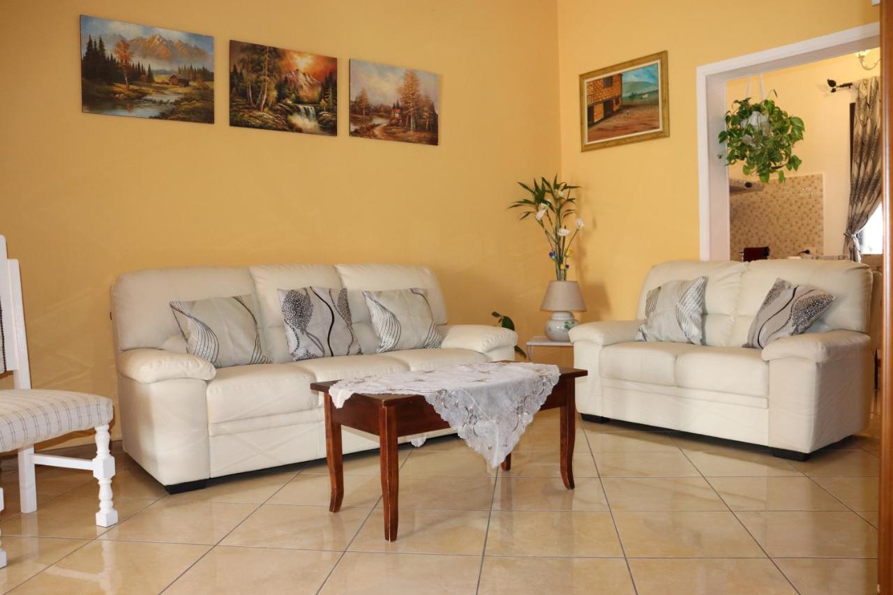 Casa Andreea Vicino Al Centro Di Olbia Iun R5904 Apartamento Exterior foto