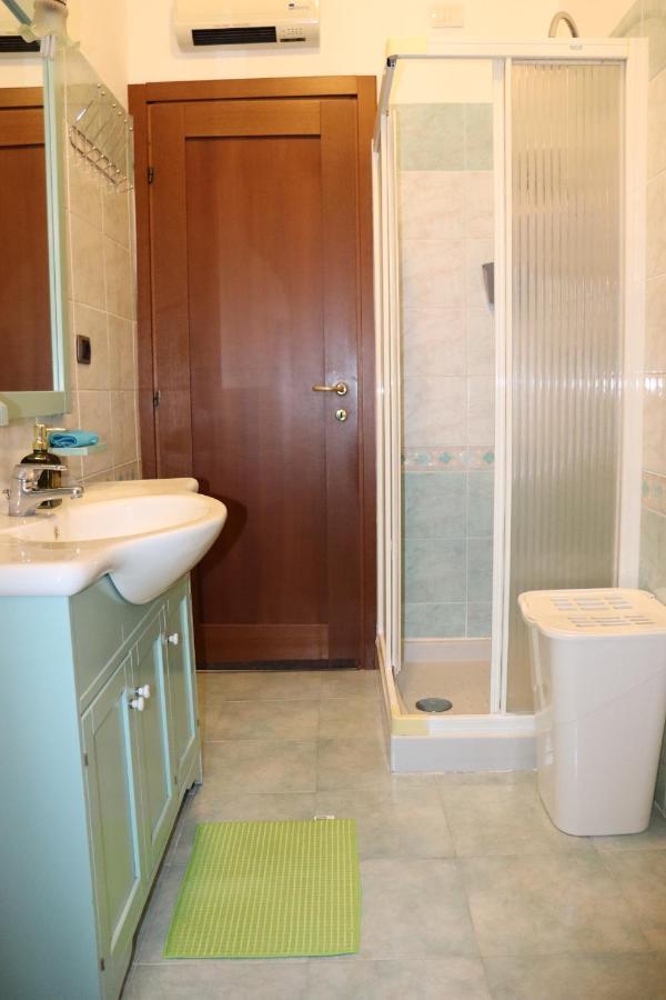 Casa Andreea Vicino Al Centro Di Olbia Iun R5904 Apartamento Exterior foto